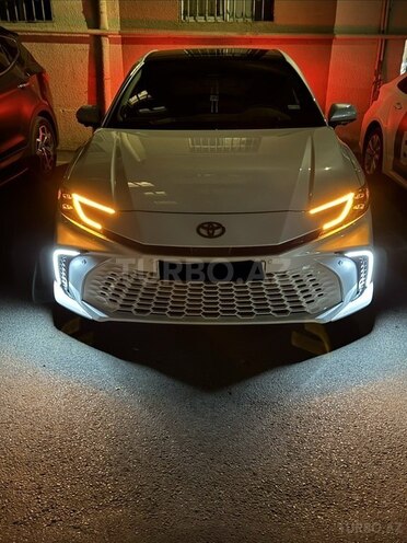 Toyota Camry 2024, 33,700 km - 2.5 l - Bakı