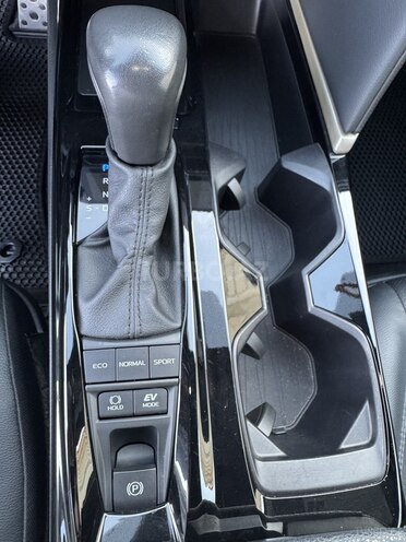 Toyota Camry 2024, 33,700 km - 2.5 l - Bakı