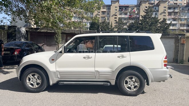 Mitsubishi Pajero 2001, 419,000 km - 3.5 l - Bakı