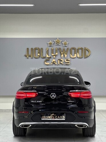 Mercedes GLC 250 4MATIC Coupe 2018, 74,000 km - 2.0 l - Bakı