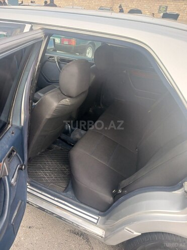 Mercedes E 220 1994, 553,000 km - 2.2 l - Beyləqan