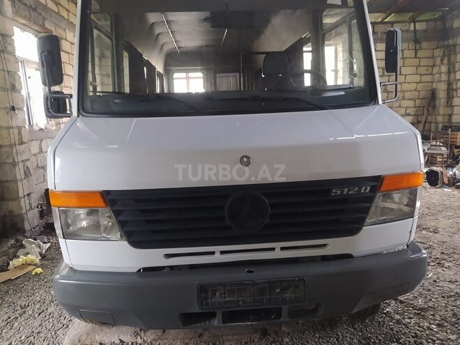 Mercedes 208 D 1998, 314,936 km - 2.9 l - Qusar