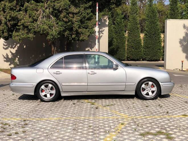 Mercedes E 240 1998, 370,000 km - 2.4 l - Bakı