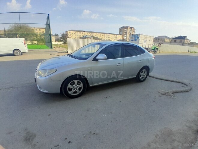 Hyundai Elantra 2007, 250,353 km - 1.6 l - Salyan