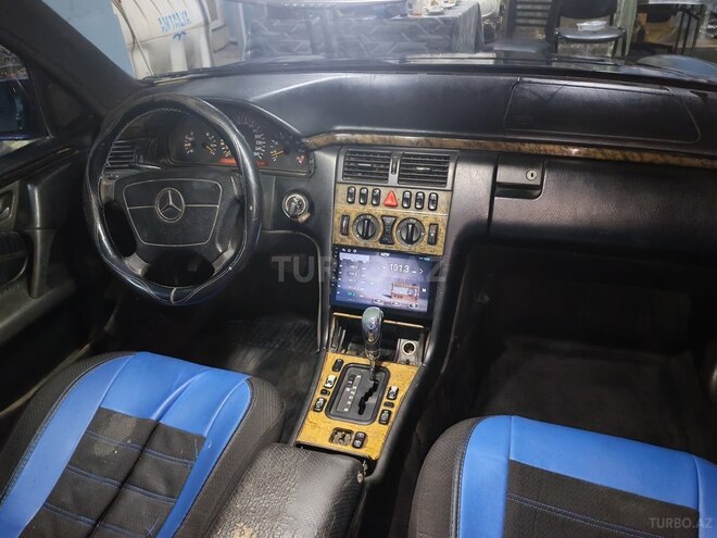 Mercedes E 280 1996, 518,000 km - 2.8 l - Xırdalan