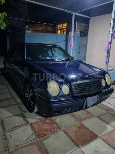 Mercedes E 280 1996, 518,000 km - 2.8 l - Xırdalan
