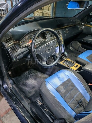 Mercedes E 280 1996, 518,000 km - 2.8 l - Xırdalan