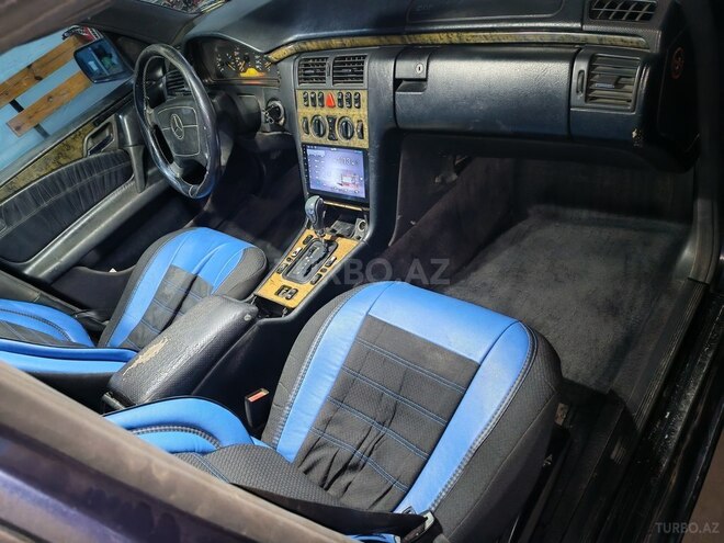 Mercedes E 280 1996, 518,000 km - 2.8 l - Xırdalan