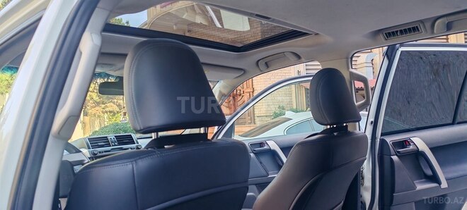 Toyota Land Cruiser Prado 2013, 126,000 km - 2.7 l - Bakı