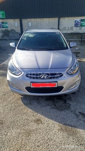 Hyundai Accent 2015, 215,000 km - 1.4 l - Bakı