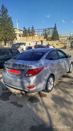 Hyundai Accent 2015, 215,000 km - 1.4 l - Bakı