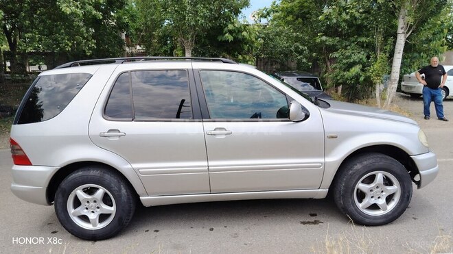 Mercedes ML 320 2001, 392,618 km - 3.2 л - Şamaxı