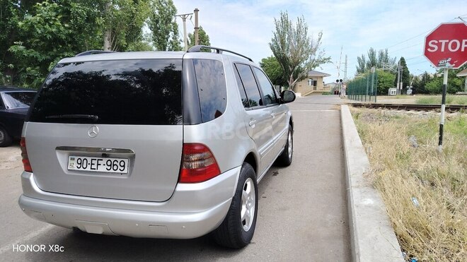 Mercedes ML 320 2001, 392,618 km - 3.2 л - Şamaxı