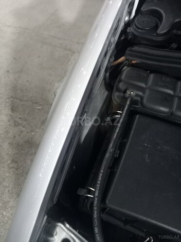 Mercedes C 220 2000, 230,417 km - 2.2 l - Yevlax