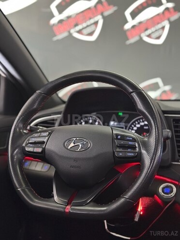 Hyundai Elantra 2017, 182,000 km - 1.6 l - Bakı
