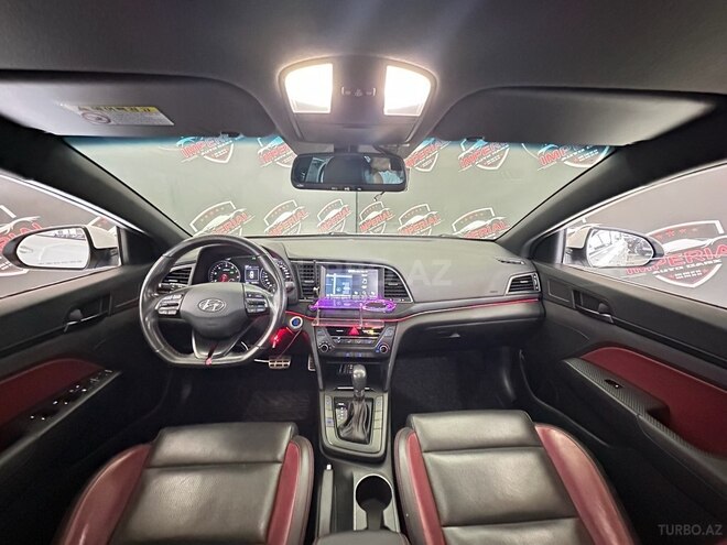 Hyundai Elantra 2017, 182,000 km - 1.6 l - Bakı