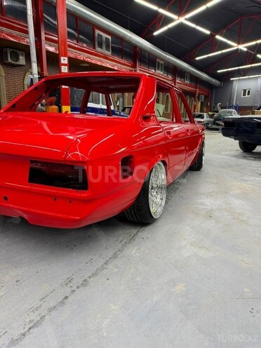 BMW 518 1980, 178,000 km - 1.8 l - Bakı