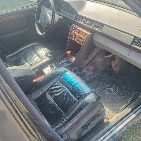Mercedes 250 D 1992, 300,000 km - 2.5 l - İmişli
