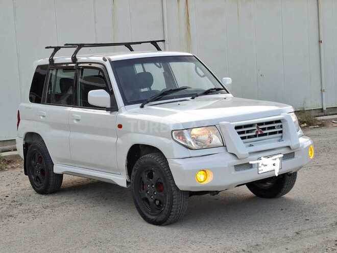 Mitsubishi Pajero io 2002, 284,645 km - 1.8 l - Bakı
