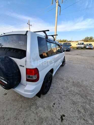 Mitsubishi Pajero io 2002, 284,645 km - 1.8 l - Bakı