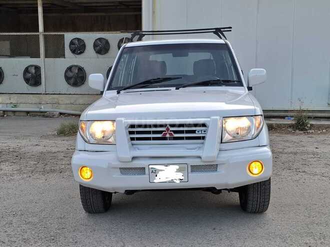 Mitsubishi Pajero io 2002, 284,645 km - 1.8 l - Bakı