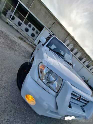 Mitsubishi Pajero io 2002, 284,645 km - 1.8 l - Bakı