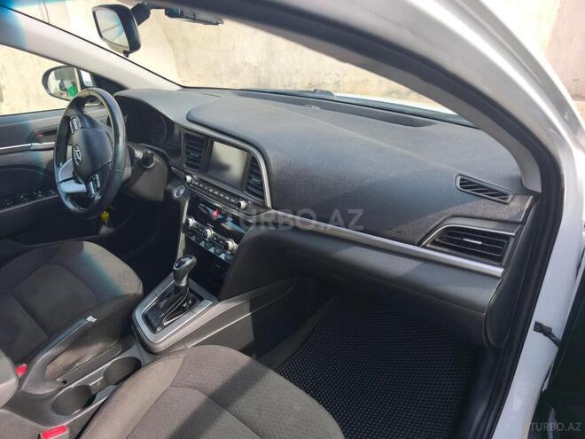 Hyundai Elantra 2019, 188,293 km - 2.0 l - Bakı