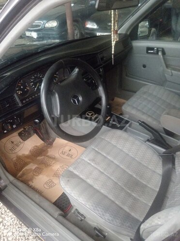 Mercedes 190 1992, 338,000 km - 1.8 l - Qusar
