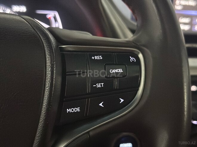 Lexus ES 300h 2019, 94,000 km - 2.5 l - Bakı