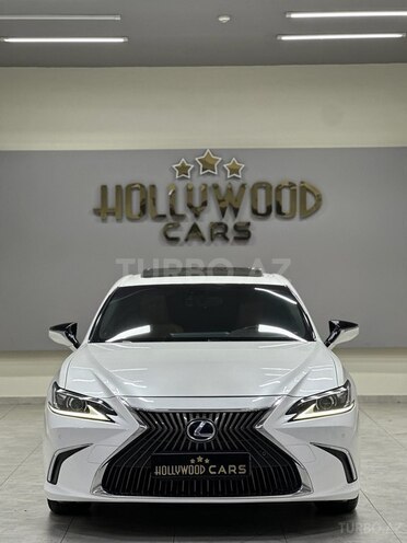 Lexus ES 300h 2019, 94,000 km - 2.5 l - Bakı
