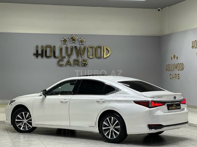 Lexus ES 300h 2019, 94,000 km - 2.5 l - Bakı