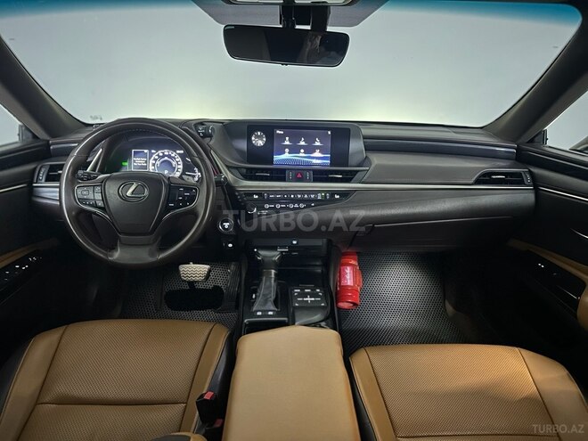 Lexus ES 300h 2019, 94,000 km - 2.5 l - Bakı