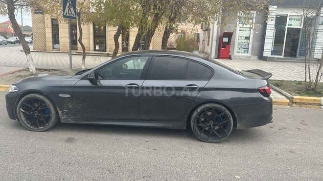 BMW 528 2015, 203,000 km - 2.0 л - Bakı
