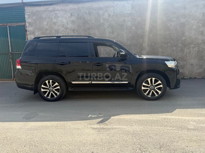 Toyota Land Cruiser 2017, 230,000 km - 4.0 l - Bakı