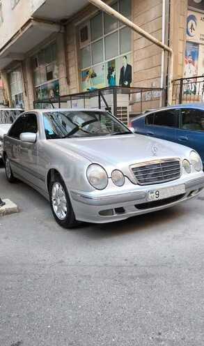 Mercedes E 270 2001, 424,000 km - 2.7 l - Bakı
