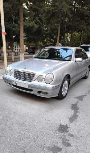 Mercedes E 270 2001, 424,000 km - 2.7 l - Bakı