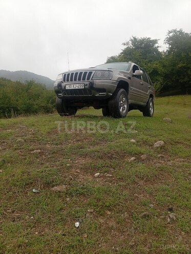 Jeep Grand Cherokee 2002, 32,000 km - 4.7 l - Qusar