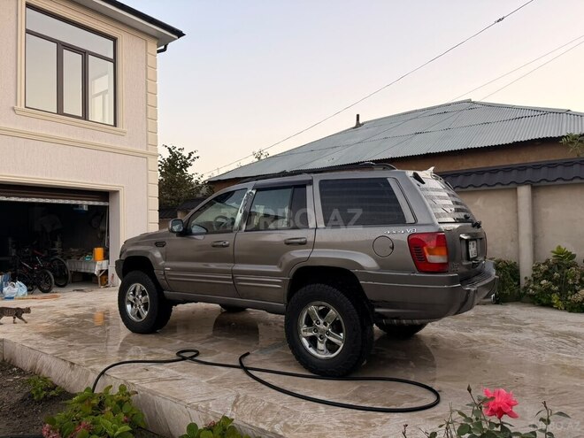 Jeep Grand Cherokee 2002, 32,000 km - 4.7 l - Qusar