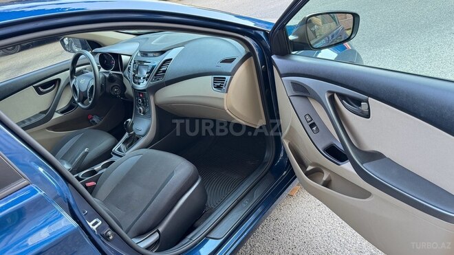 Hyundai Elantra 2015, 151,278 km - 1.8 л - Bakı