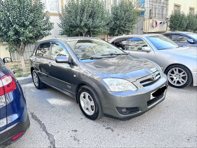 Toyota Corolla 2005, 257,400 km - 1.4 l - Bakı