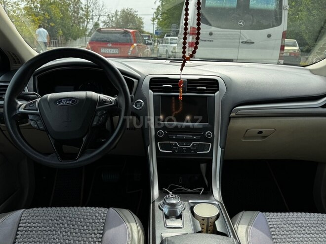 Ford Fusion (North America) 2018, 179,156 km - 1.5 l - Qazax