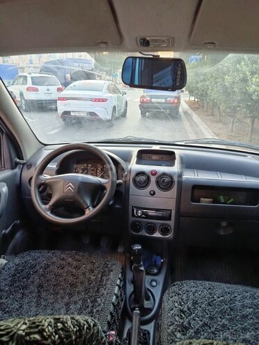 Citroen  2006, 180,000 km - 1.4 l - Bakı