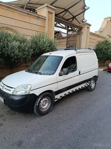 Citroen  2006, 180,000 km - 1.4 l - Bakı