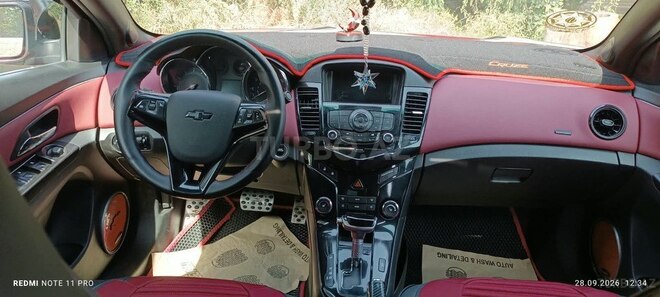 Chevrolet Cruze 2014, 286,000 km - 1.4 l - Yevlax