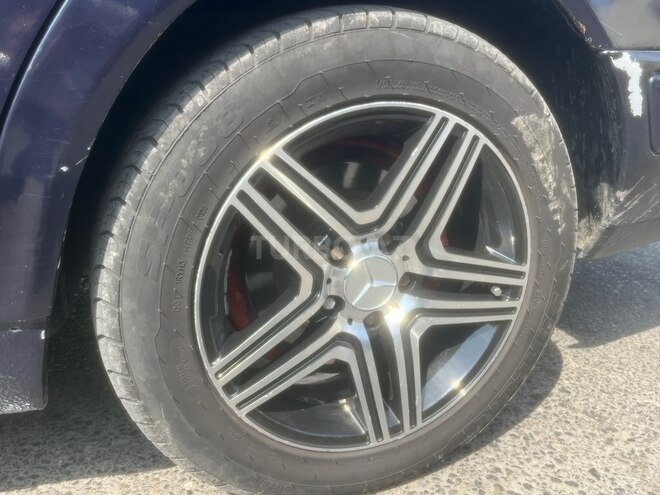Mercedes E 200 1995, 650,000 km - 2.0 l - Bakı