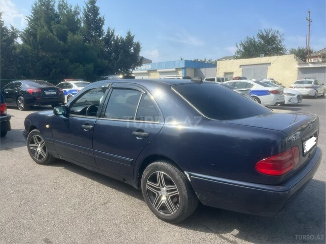Mercedes E 200 1995, 650,000 km - 2.0 l - Bakı