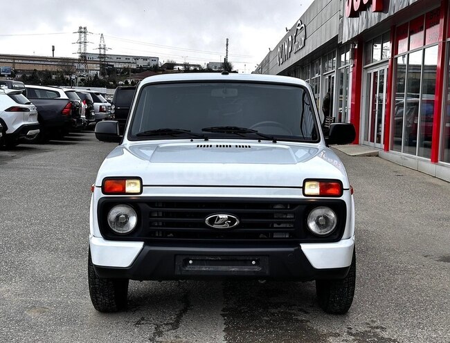 LADA (VAZ) Niva 2024, 31,800 km - 1.7 l - Bakı