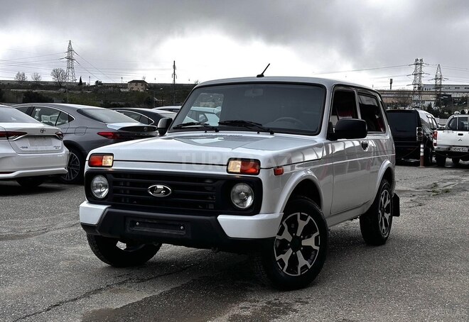 LADA (VAZ) Niva 2024, 31,800 km - 1.7 l - Bakı