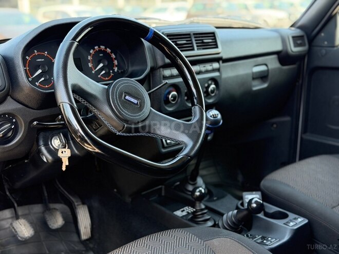 LADA (VAZ) Niva 2024, 31,800 km - 1.7 l - Bakı