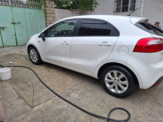 Kia Rio 2011, 262,000 km - 1.4 l - Bakı